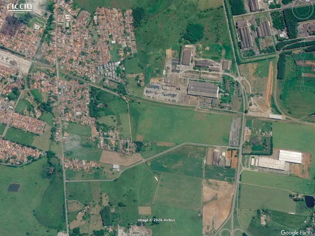 Imagem: O terreno possui 78.000m² de Área e está localizado em