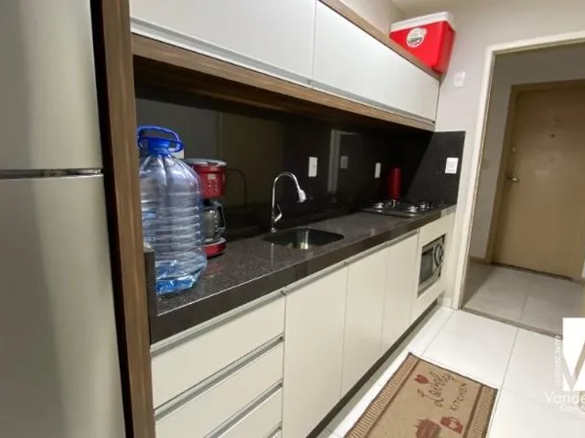Imagem 3: APARTAMENTO COM 01 DORMITÓRIO À VENDA Centro - Balneário Camboriú/SC - Cozinha com