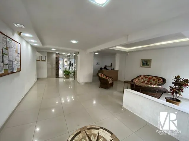 Imagem 2: APARTAMENTO COM 01 DORMITÓRIO À VENDA Centro - Balneário Camboriú/SC - Cozinha com