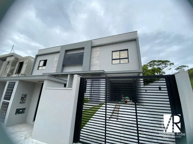 Imagem: Casa de Alto Padrão em Camboriú! Localizada