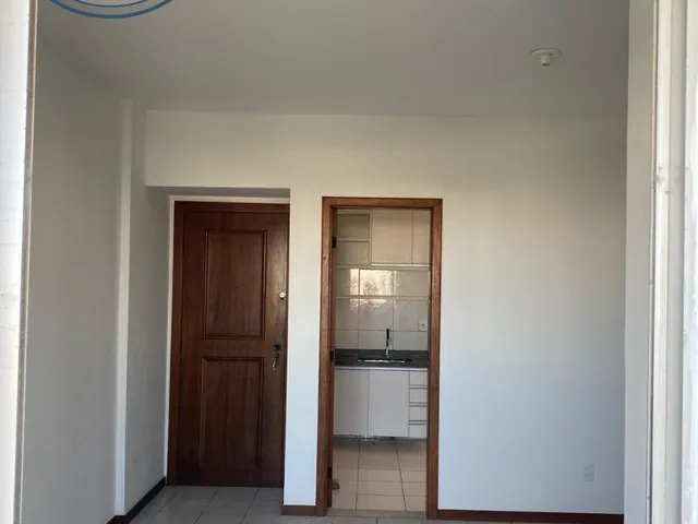 Imagem: APTO 2/4 SENDO 1 SUÍTE NO COSTA AZUL, ÓTIMA