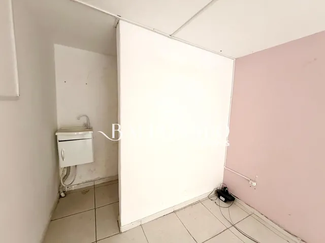 Imagem 14: Salão Comercial em Extrema para Alugar 35.00M, a 60 Metros da Praça da Matriz