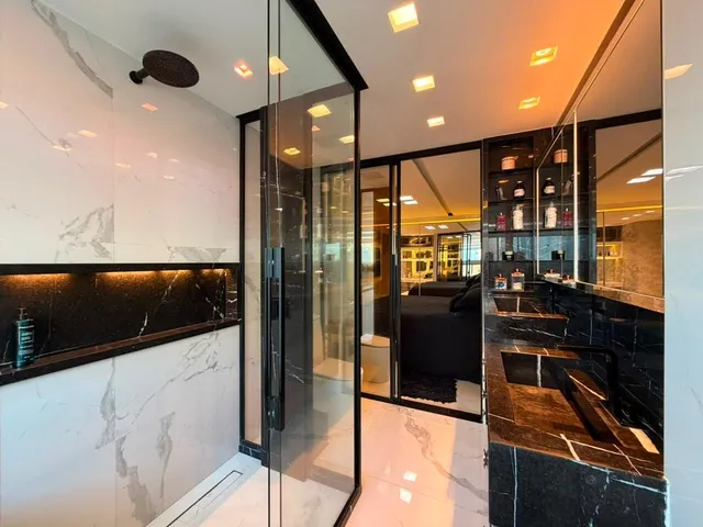 Imagem 4: Apartamento Luxuoso de 3 Suítes, Alto Padrão de Acabamento, Porteira Fechada na Praia de Itaparica