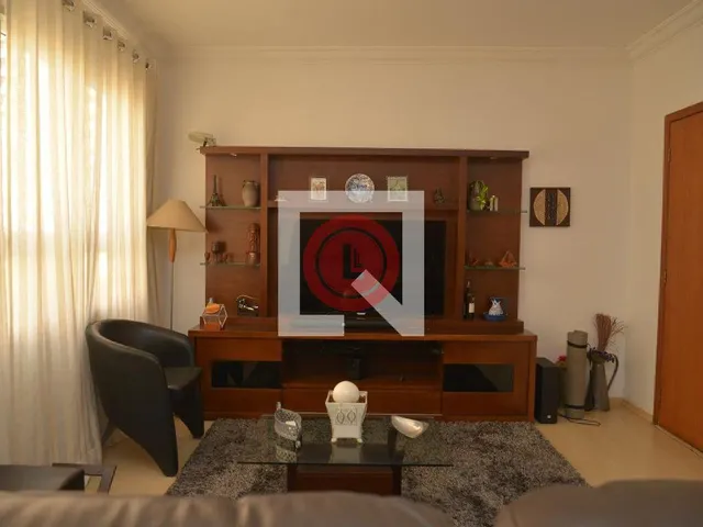 Imagem: Explore este espaçoso apartamento de alto
