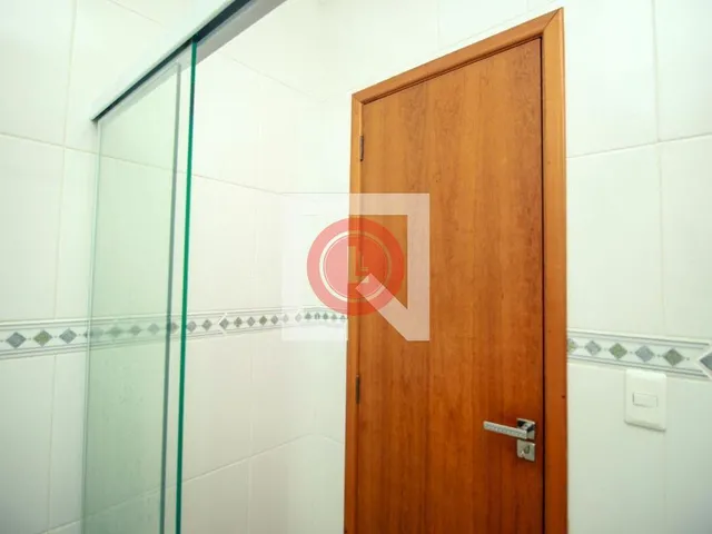 Imagem 3: Este apartamento é uma excelente opção para quem busca conforto e praticidades. Com