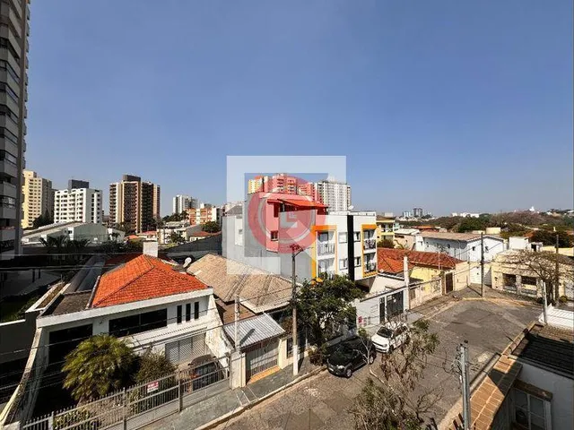 Imagem 15: Localizada na charmosa Vila Santa Teresa, em Santo André, esta casa oferece um espaço