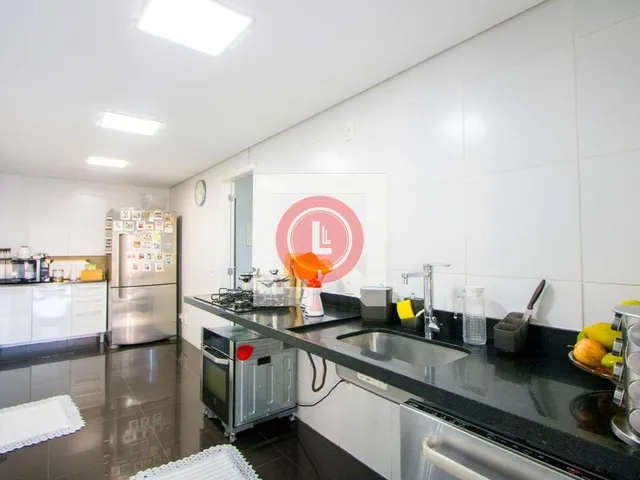Imagem 2: 0 Apartamento com 3 dormitórios