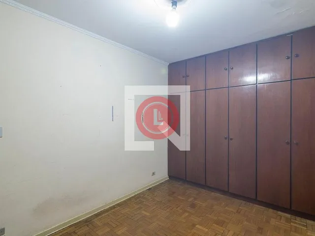 Imagem 9: Localizada no bairro Campestre, em Santo André, esta casa oferece uma excelente