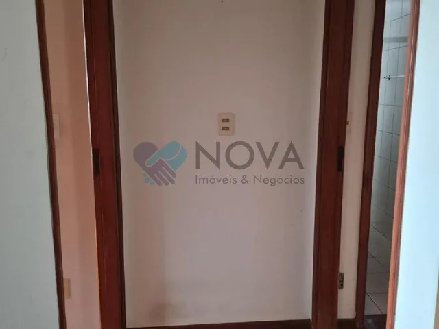 Imagem 6: Apartamento no Centro: Charme, Conforto e Localização Privilegiada Viver no coração