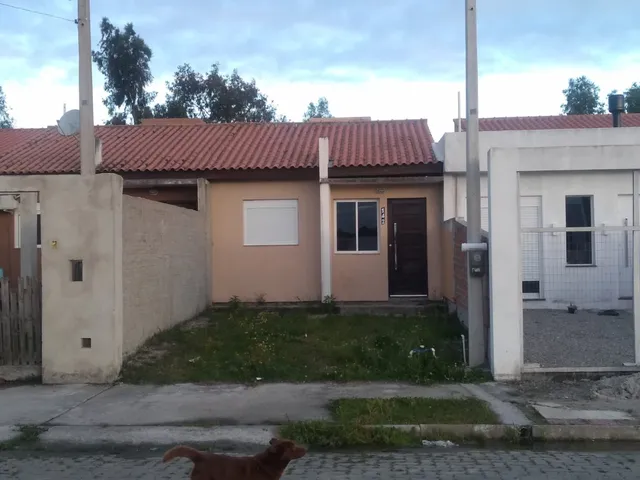 Imagem: Casa para Venda em Pelotas, Areal, 2 dormitórios