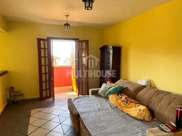 Imagem 4: Casa de 240m² com 4 quartos, 1 suíte, piscina, espaço gourmet no Santa Amélia, Belo
