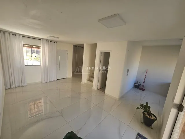 Imagem 3: Casa com 5 dormitórios