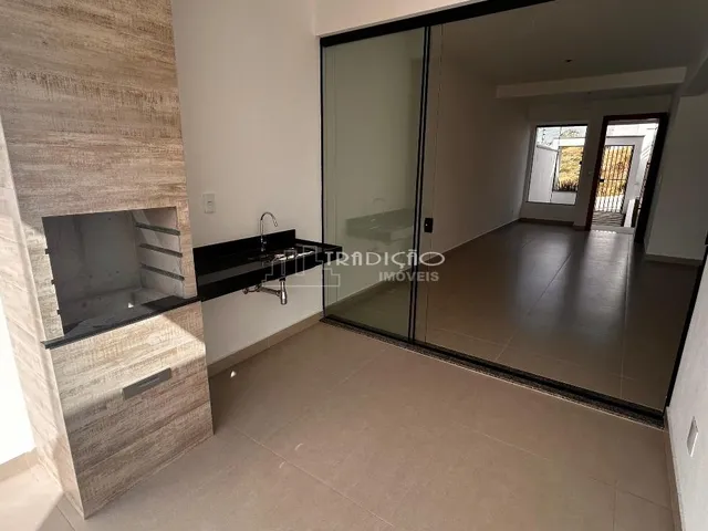 Imagem 4: Casa com 4 dormitórios
