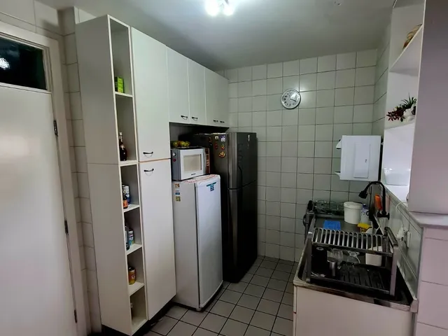 Imagem 8: Vendo Apartamento com 86m2 nascente, andar alto, com 3/4, 2 suítes + gabinete, 2 vagas