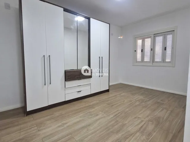 Imagem 2: Casa À Venda no Bairro Hípica - Porto Alegre/Rs