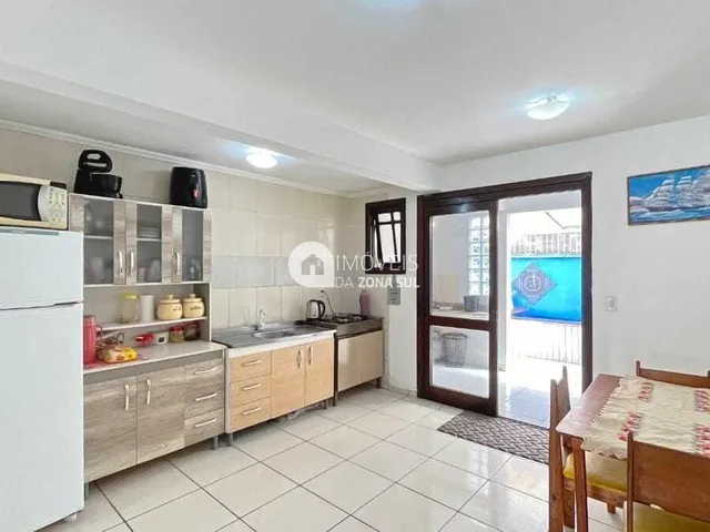 Imagem 7: Casa À Venda no Bairro Guarujá - Porto Alegre/Rs