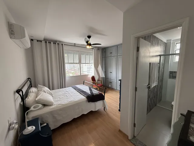 Imagem 10: Apartamento À Venda no Gonzaga, em Santos/Sp, com 3 Quartos, 1 Suíte, Vaga Demarcada e Elevador Exclusivo