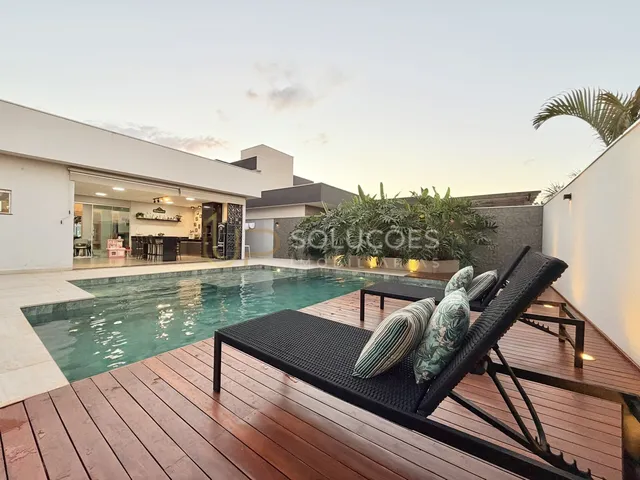 Imagem 2: 3 Suítes, Área Gourmet C/ Piscina Aquecida | Cond. Alto da Boa Vista