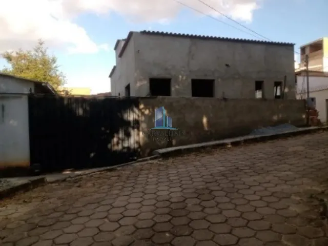 Imagem 9: Imperdível casa à venda em Contagem-MG, bairro Colonial - 2 quartos, 1 suíte, 2