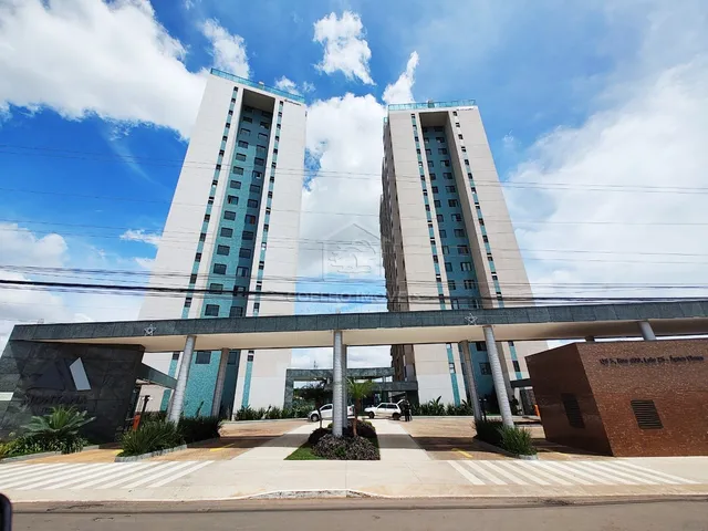 Imagem: O apartamento possui 2 Dormitórios, 1 Suíte, 2 Banheiros,