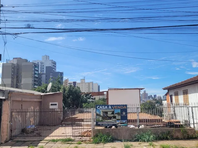 Imagem 5: Amplo Terreno Apenas 1 Quadra da Av. Brasil - Amplo Terreno Apenas 1 Quadra da Av. Brasil