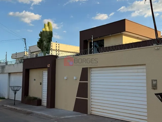 Imagem: Casa mobiliada com piscina e espaço gourmet