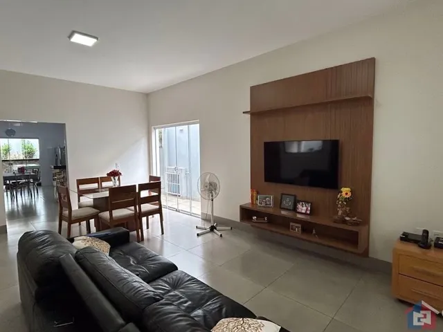 Imagem 6: Casa À Venda, 227 M² por R$ 1.000.000,00 - Valparaíso - Patos de Minas/Mg