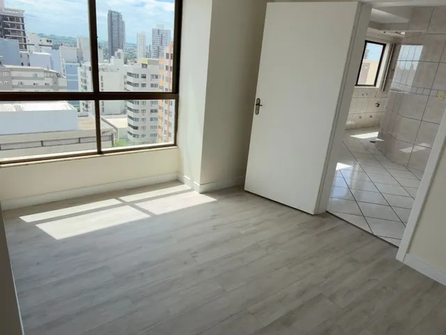 Imagem 4: Edifício Solar Teixeira Kurtz - Edifício Solar Teixeira Kurtz - Duplex em Passo Fundo