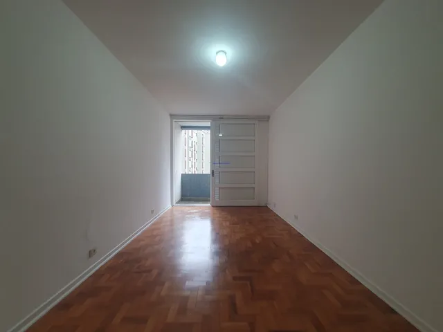 Imagem 4: Condomínio com Portaria, Salão de Festas e Área externa - Solarium. Ótima
