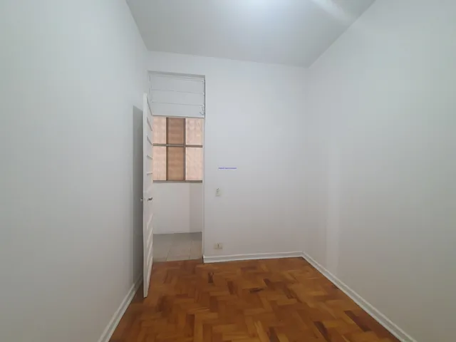 Imagem 15: Condomínio com Portaria, Salão de Festas e Área externa - Solarium. Ótima