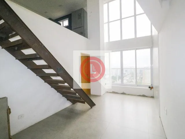 Imagem: Este espaçoso apartamento está localizado