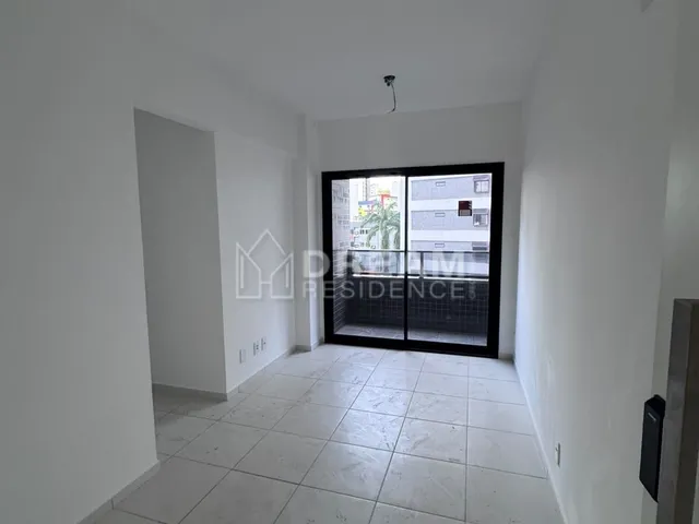 Imagem: O apartamento possui 4 Dormitórios, 1 Suíte, 1 Banheiro,