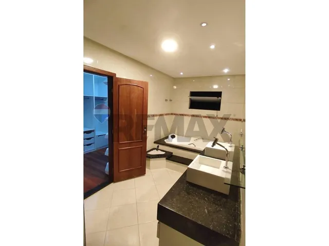 Imagem 3: Luxo e Conforto: Casa de 4 Quartos em Porto Seguro