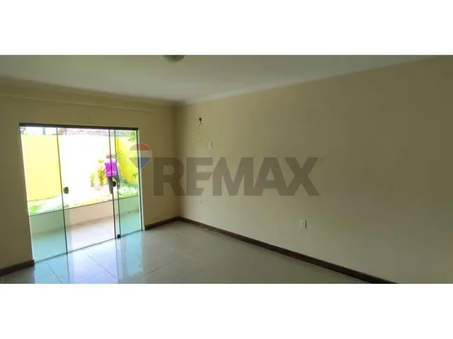 Imagem 6: Luxo e Conforto: Casa de 4 Quartos em Porto Seguro