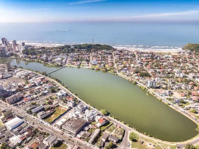 Imagem 9: Lagos - Lagos Apartamento com 2 dormitórios