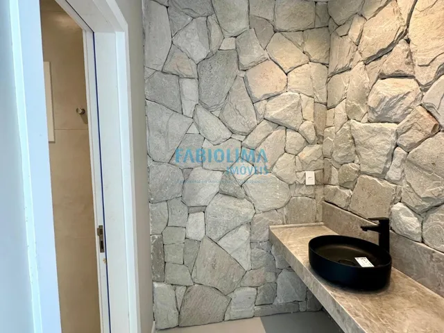 Imagem 14: Casa a venda 5 suites em Busca Vida