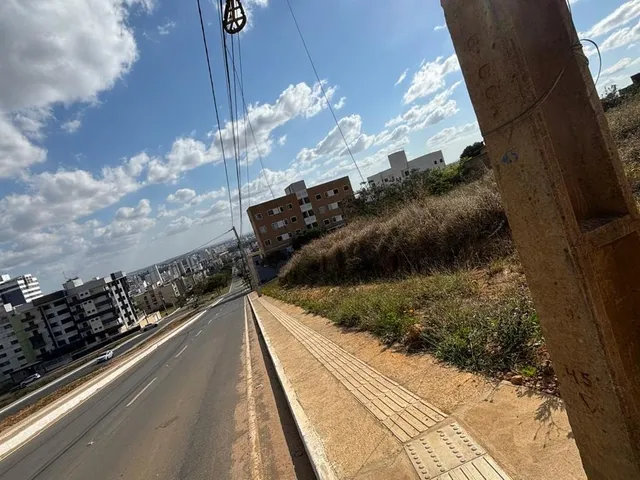 Imagem 2: Terreno à venda em Vitória da Conquista-BA, bairro Candeias, 360,00 m² de área