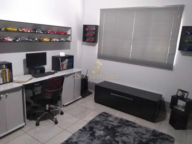 Imagem 6: Casa À Venda no Bairro Parque Lagoa Dourada - Maringá/Pr