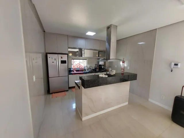 Imagem 4: Casa Duplex com Piscina