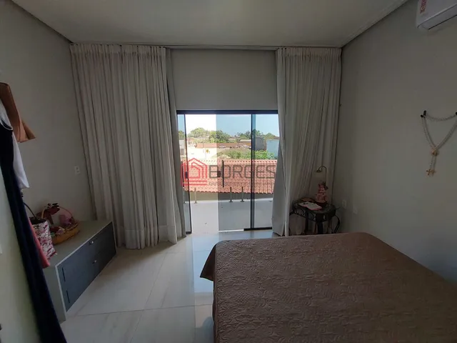 Imagem 6: Casa Duplex com Piscina