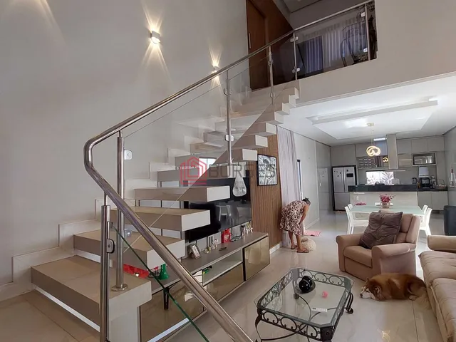 Imagem 15: Casa Duplex com Piscina