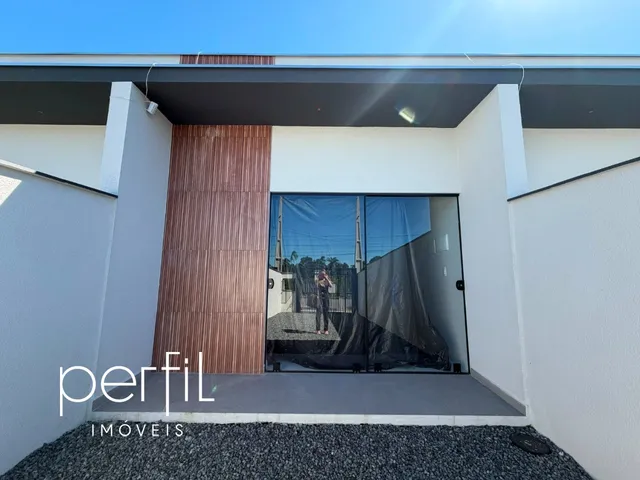 Imagem: Casa à venda em Joinville-SC, bairro Aventureiro
