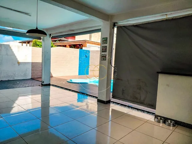 Imagem 4: 4 suítes e piscina, tudo que você quer!