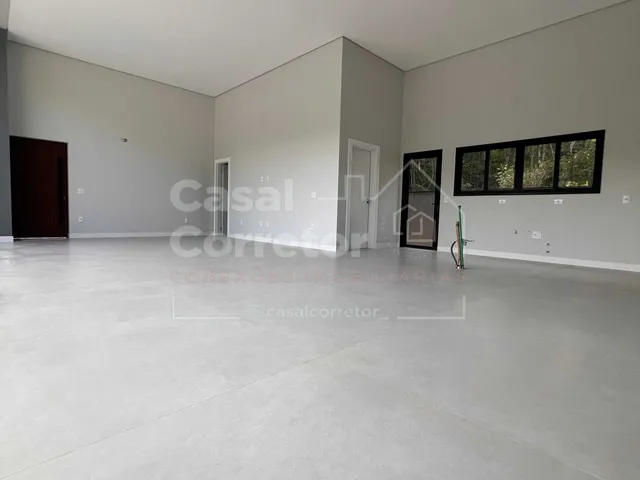 Imagem 6: Casa de Alto Padrão com 3 Suítes