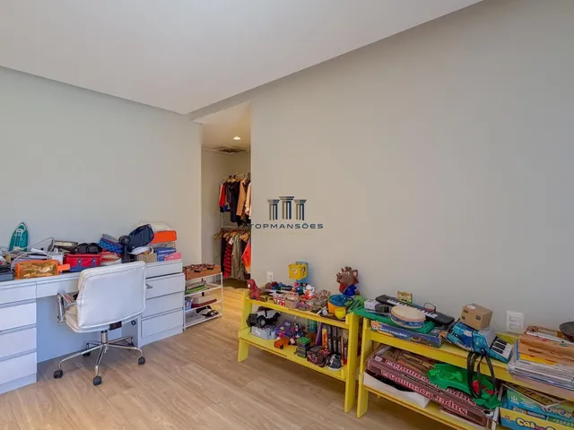 Imagem 14: Casa Alto Padrão mobiliada com 4 Suítes, Piscina e Vista em Alphaville Vespasian