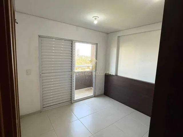 Imagem 2: Apartamento À Venda no Bairro Jardim Cerro Azul - Maringá/Pr