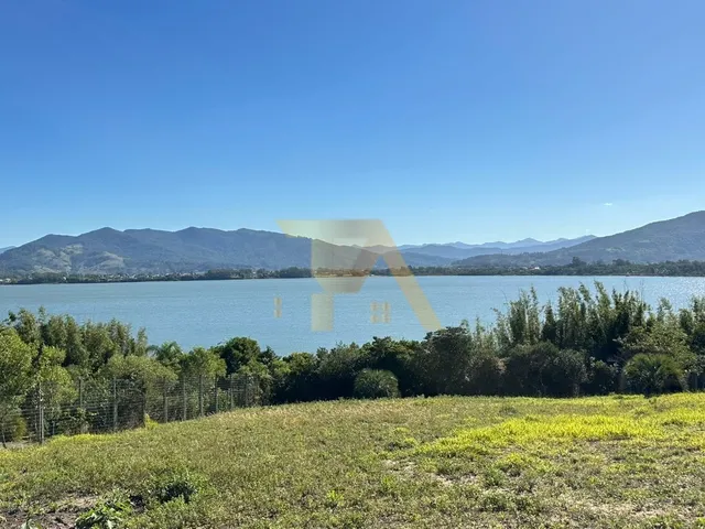 Imagem: Terreno com vista espetacular para a lagoa