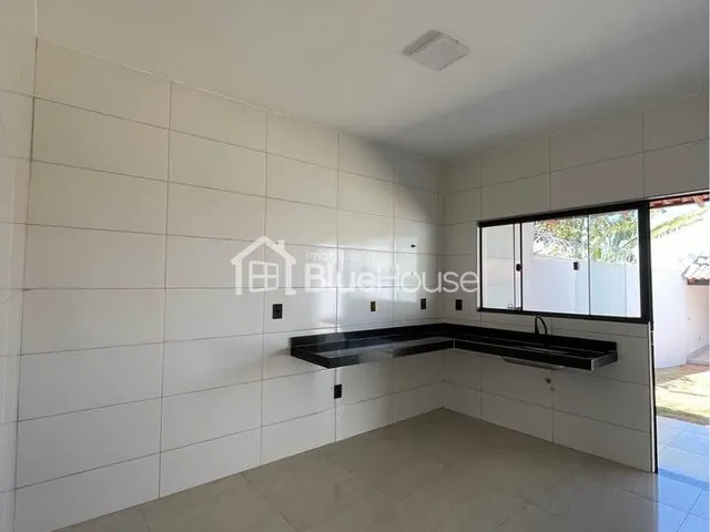 Imagem 8: Casa de 3 Quartos sendo 1 Suíte, em alto padrão de acabamento no Setor Expansul