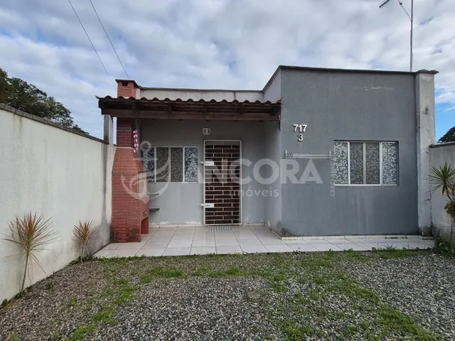 Imagem: Casa com 02 quartos, a 700 metros do mar