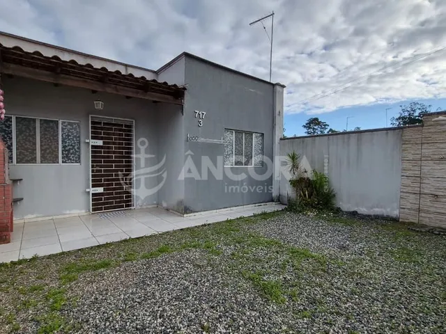 Imagem 7: Casa com 02 quartos, a 700 metros do mar a venda na Barra do Sai em Itapoá/SC